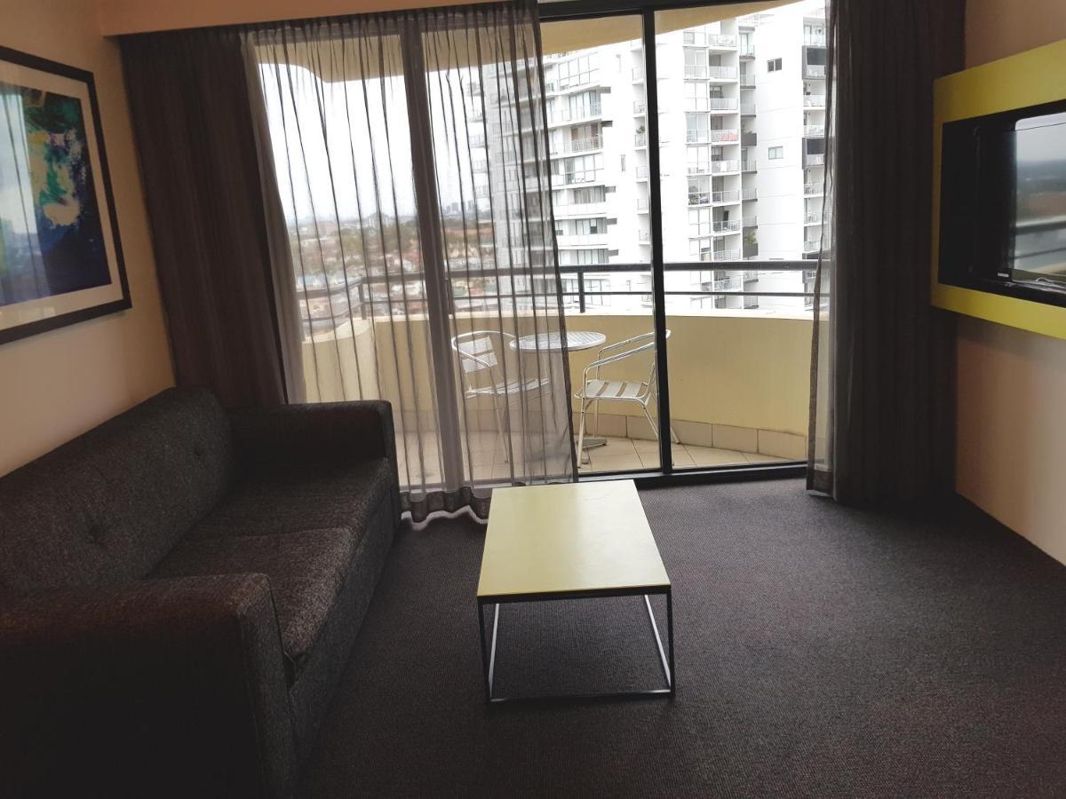 Parramatta Hotel Apartment Sydney Bagian luar foto